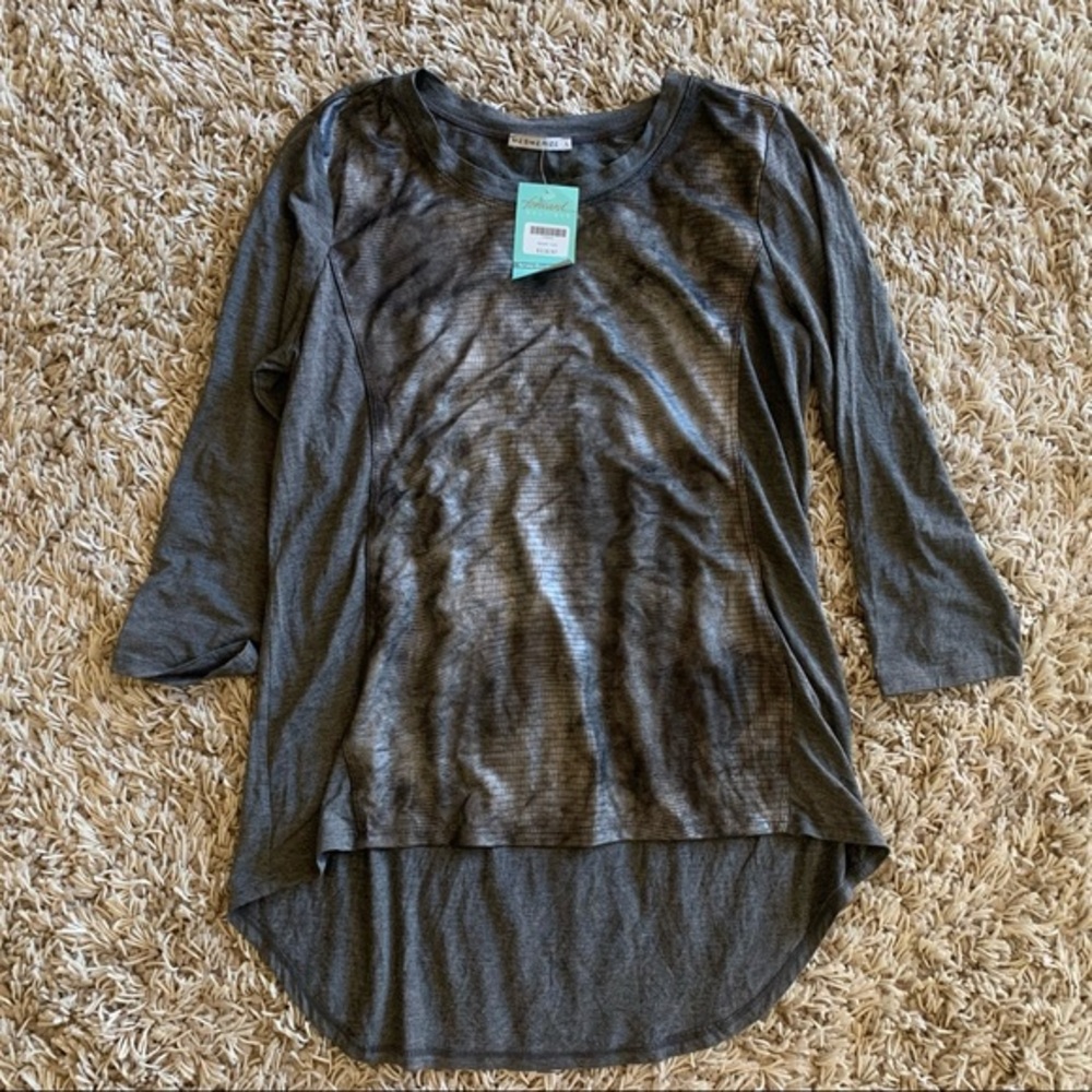 NWT • mesmerize • size large
